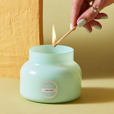 Volcano Aqua Signature Jar is a candle must have